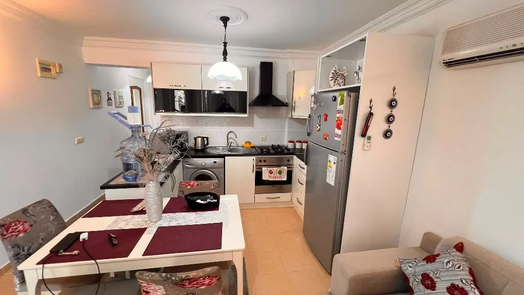 Fitted kitchen